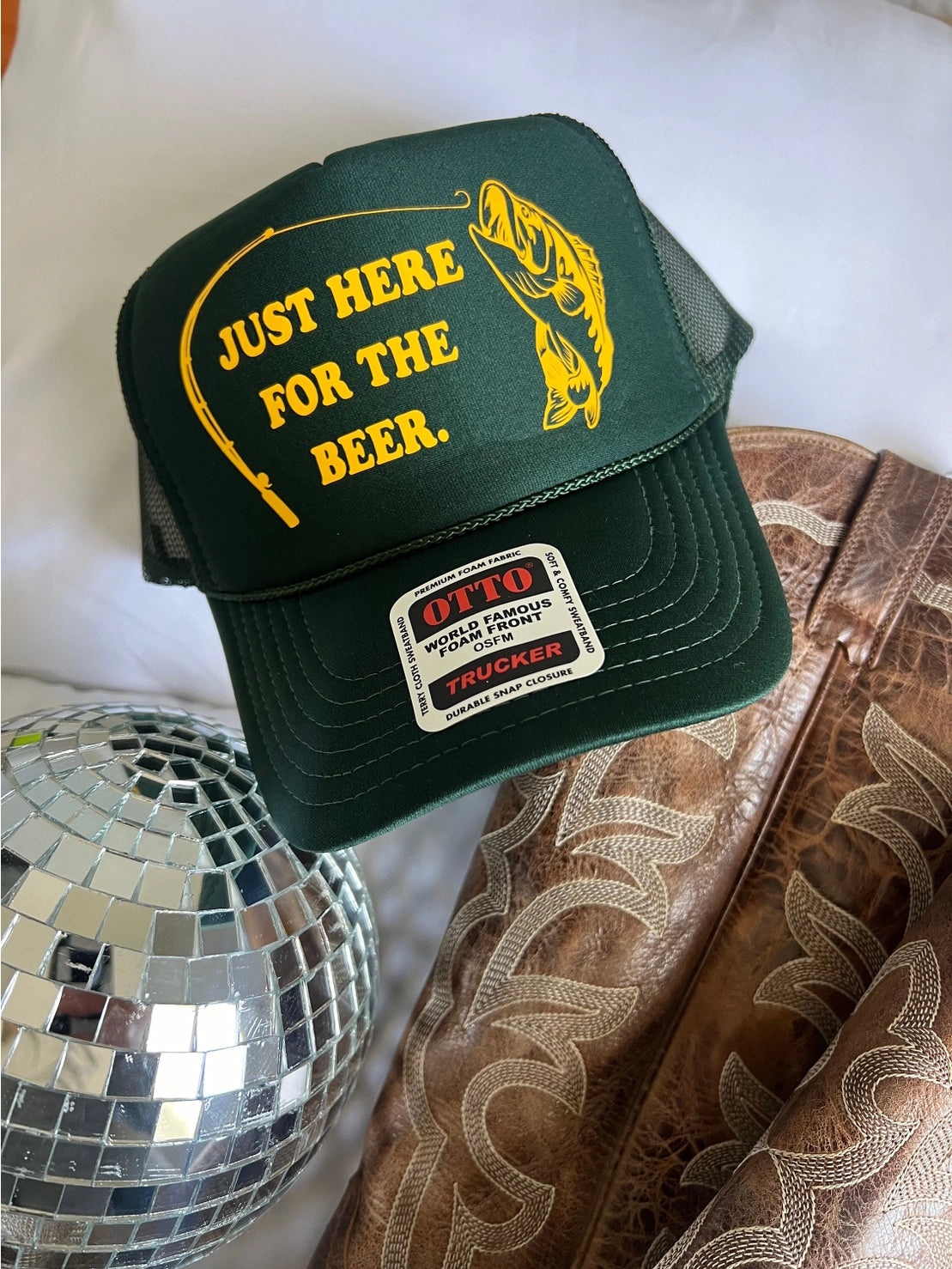 Beer & fishin’ 🎣 trucker hat