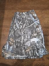 Load image into Gallery viewer, Men + Women Camo shorts
