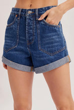 Load image into Gallery viewer, Cuffed pocketed denim shorts
