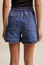 Load image into Gallery viewer, Scalloped button stretch denim shorts
