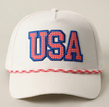 Load image into Gallery viewer, USA patch trucker hat
