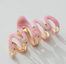 Load image into Gallery viewer, Island sun metal squiggle claw clip

