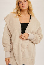 Load image into Gallery viewer, Hooded Sherpas
