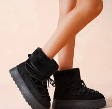 Load image into Gallery viewer, Fur winter boot
