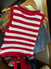 Load image into Gallery viewer, Back bow detail sleeveless
