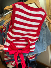 Load image into Gallery viewer, Back bow detail sleeveless
