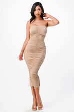 Load image into Gallery viewer, Ruched strapless dress
