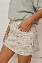 Load image into Gallery viewer, White camo skirt
