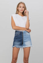 Load image into Gallery viewer, High rise two tone denim shorts
