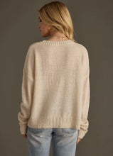 Load image into Gallery viewer, Margs light weight sweater
