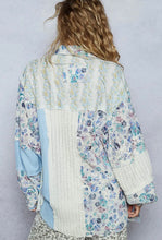 Load image into Gallery viewer, Floral woven balloon sleeve button down
