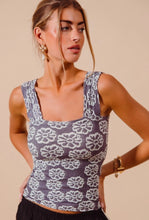 Load image into Gallery viewer, Floral seamless tank top
