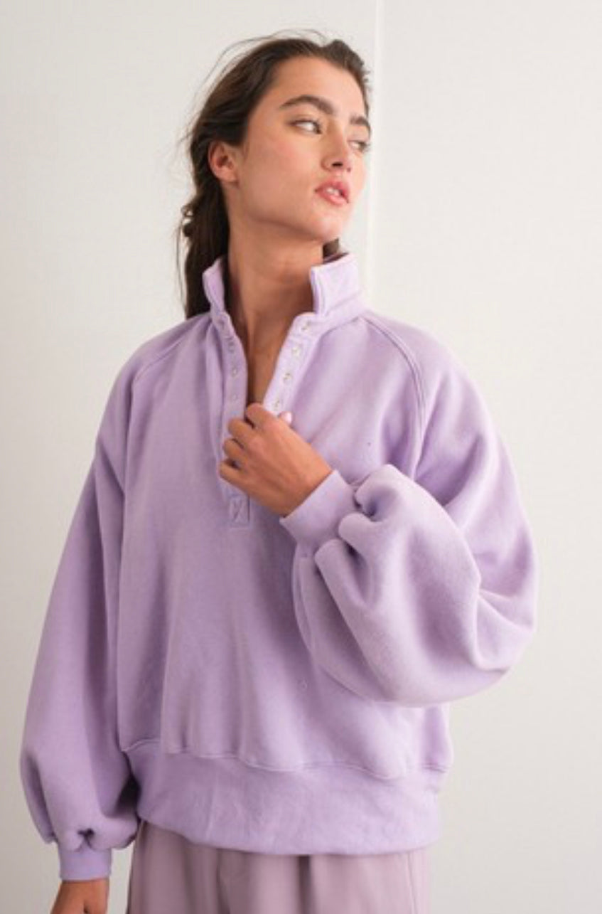 Half button sweatshirt