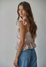 Load image into Gallery viewer, Floral ruffled top
