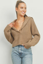Load image into Gallery viewer, Collar v neck sweater
