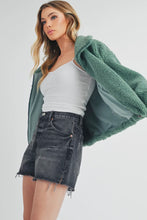 Load image into Gallery viewer, Sherpa jacket
