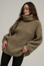 Load image into Gallery viewer, Oversized turtleneck sweater
