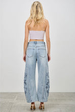 Load image into Gallery viewer, High rise barrel denim
