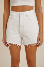 Load image into Gallery viewer, Comfort stretched denim shorts
