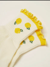 Load image into Gallery viewer, Lemon Pilates grip socks
