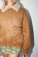 Load image into Gallery viewer, Suede fur utility jacket
