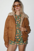 Load image into Gallery viewer, Suede fur utility jacket
