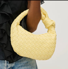 Load image into Gallery viewer, Woven knot clutch / purse
