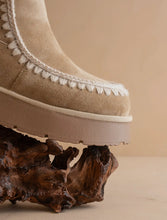 Load image into Gallery viewer, Shearling trim platform boot
