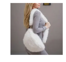 Load image into Gallery viewer, Faux fur crossbody
