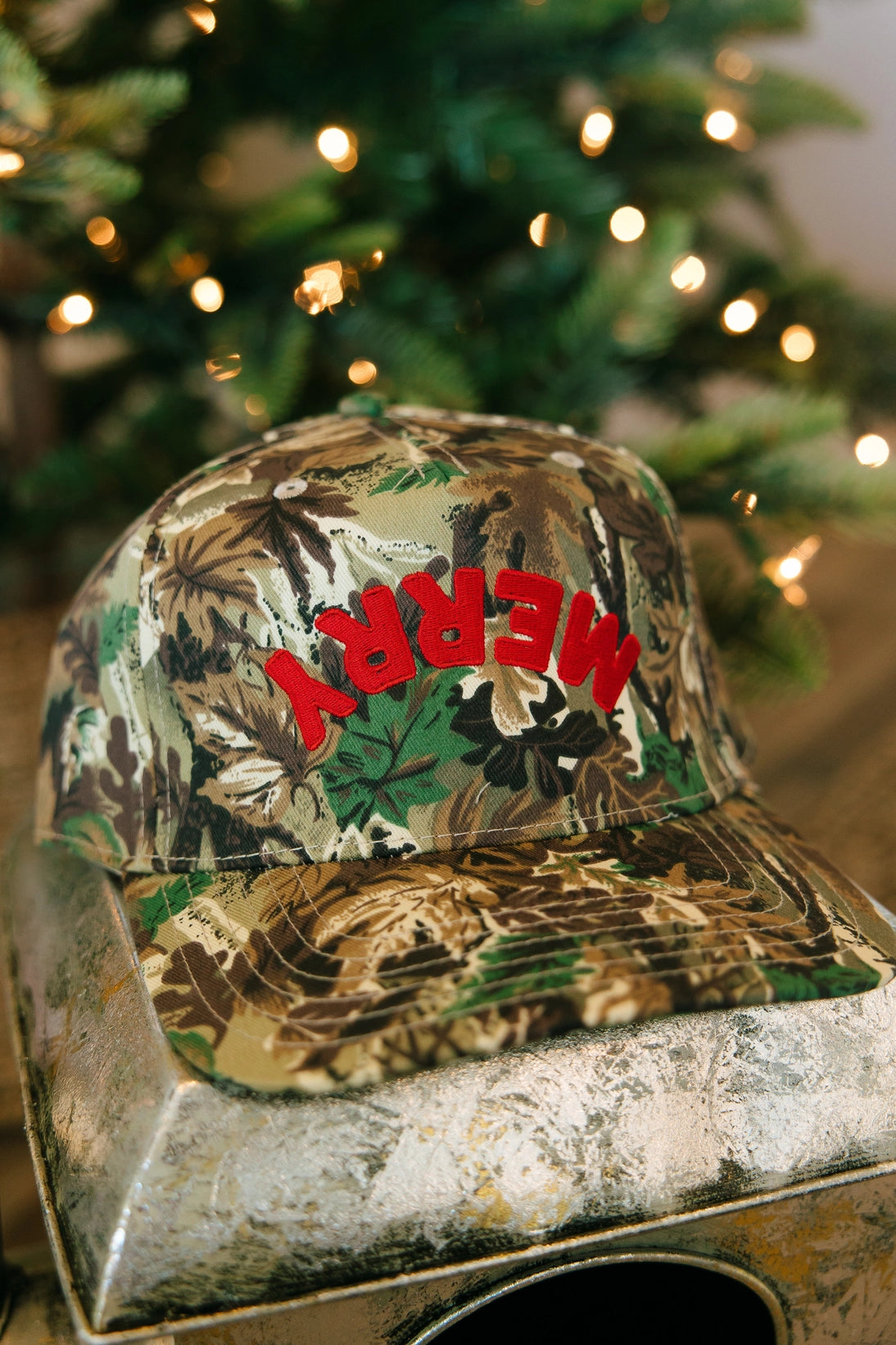 Camo Merry hat