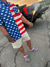 Load image into Gallery viewer, Red white &amp; BUFFALO flag button down

