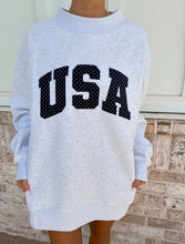 Load image into Gallery viewer, USA Mock-neck
