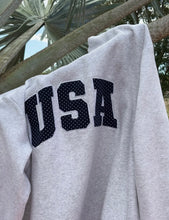 Load image into Gallery viewer, USA Mock-neck
