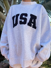 Load image into Gallery viewer, USA Mock-neck
