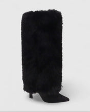 Load image into Gallery viewer, Fur heeled boots
