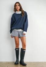 Load image into Gallery viewer, Cozy contrast turtleneck
