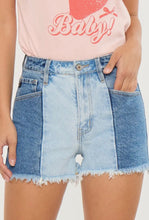 Load image into Gallery viewer, Two tone front denim shorts
