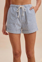 Load image into Gallery viewer, Twill striped shorts

