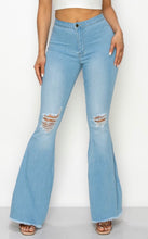 Load image into Gallery viewer, Wide Leg Jeans

